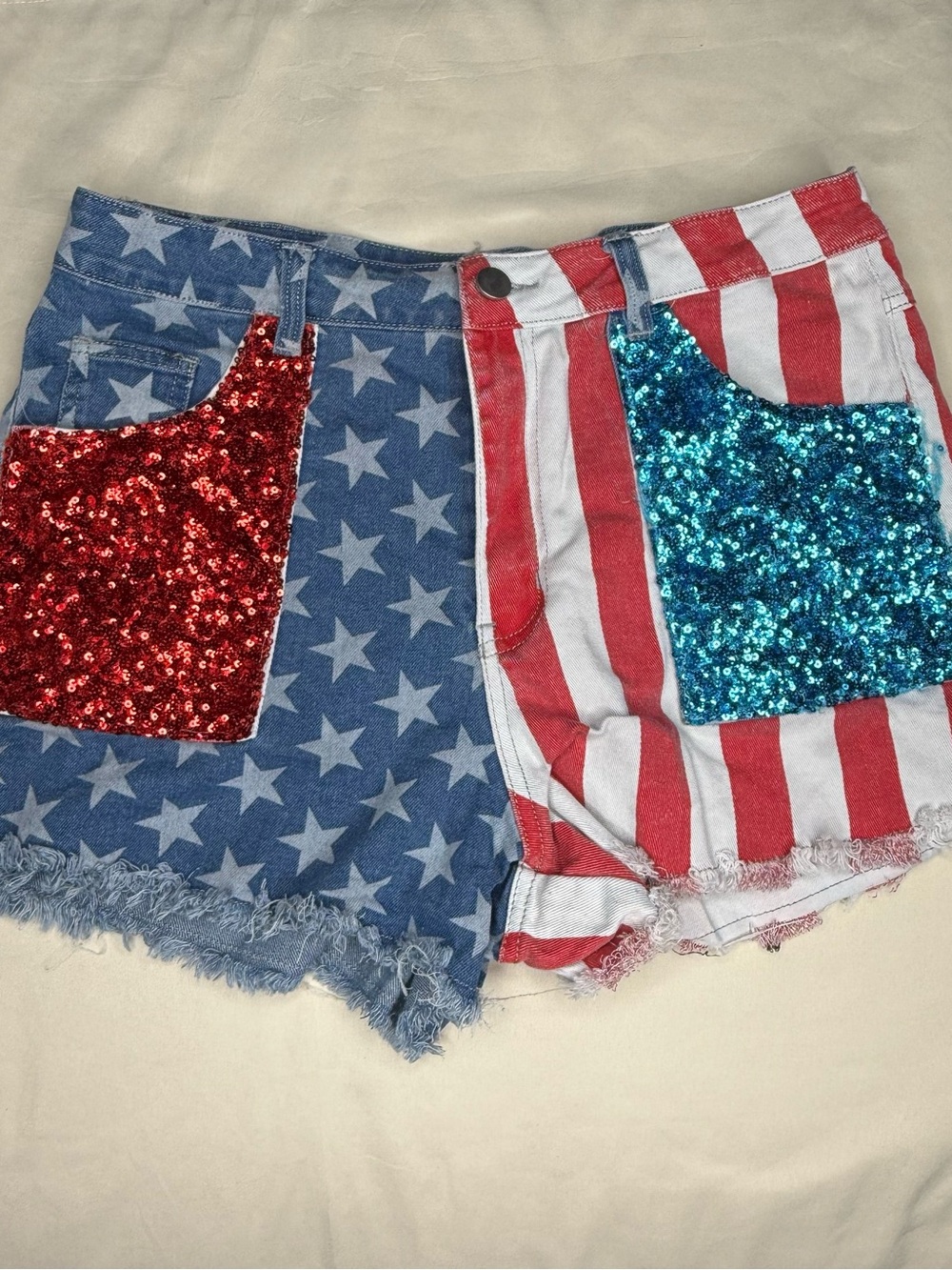 Women's Flag-Inspired Sequin Pocket Denim Shorts - Red, White & Blue